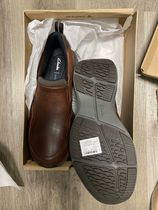 Clarks Men’s Brown Leather Slip-On Loafers main image 4